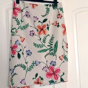 Express Stretchy Floral Pencil Skirt. Size Large